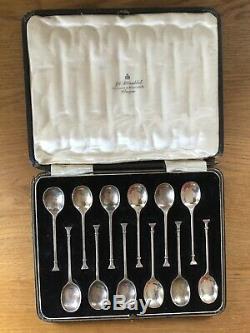 Art Deco Set Of 12 Boxed Seal Top Tea Spoons Birmingham 1924