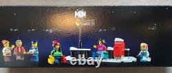 LEGO 10308 Holiday Main Street New, sealed set (Scuff on top of box)