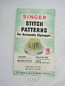 Singer Automatic Zigzagger Stitch Pattern Design Boxed Set No 2 White Ivory Top