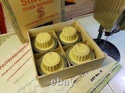 Singer Stitch Patterns for Automatic ZigZagger Boxed Cams Set No. 2 White Top